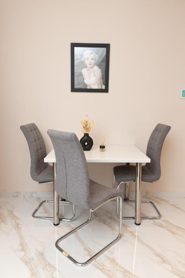 Ferienwohnung White Lux Heaven Saint Dimitrios Thessaloniki Exterior foto