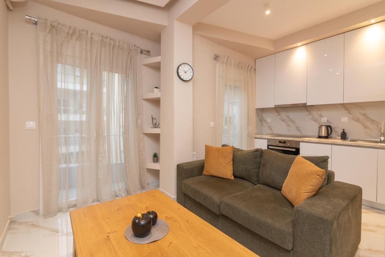 Ferienwohnung White Lux Heaven Saint Dimitrios Thessaloniki Exterior foto